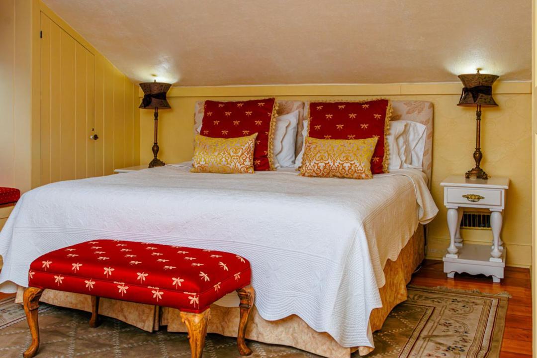 ナイアガラオンザレイク Historic Wilson-Guy House Bed & Breakfast エクステリア 写真