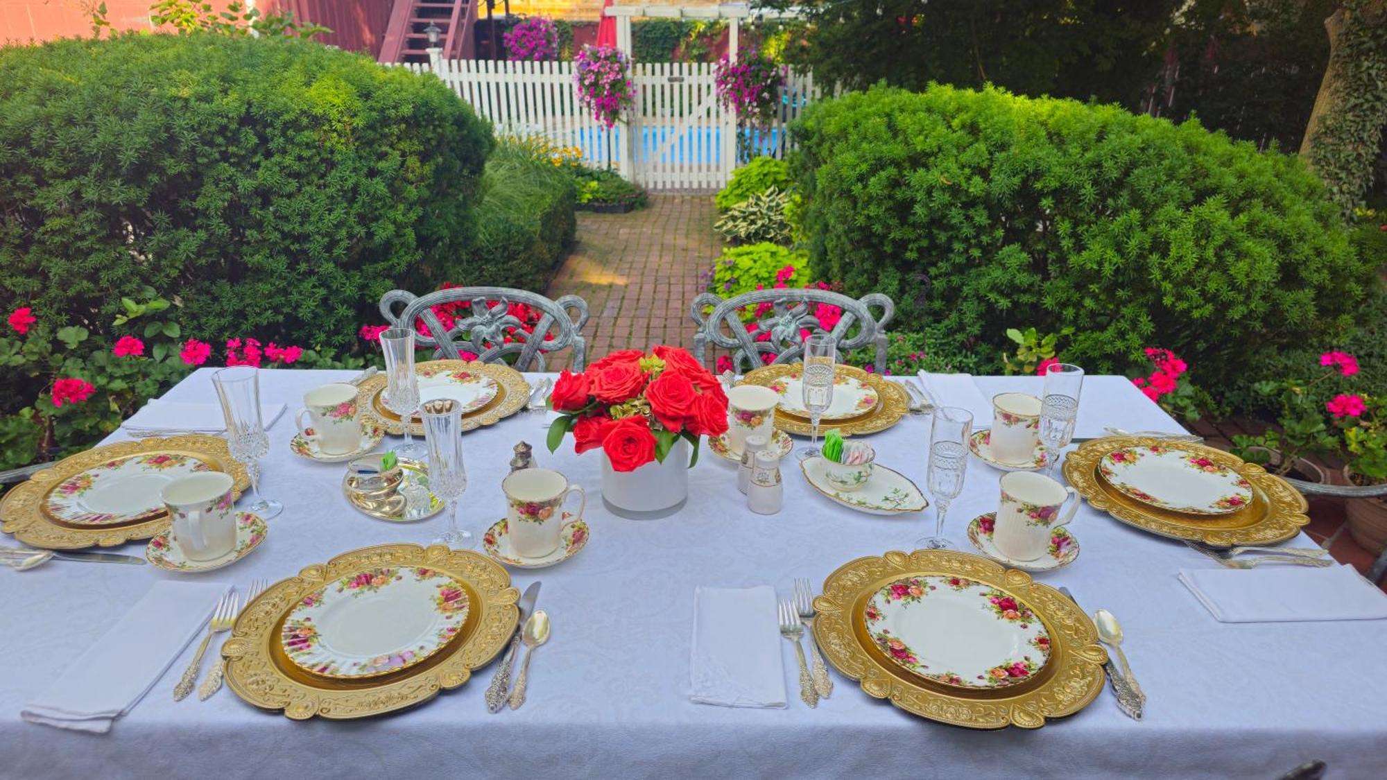 ナイアガラオンザレイク Historic Wilson-Guy House Bed & Breakfast エクステリア 写真