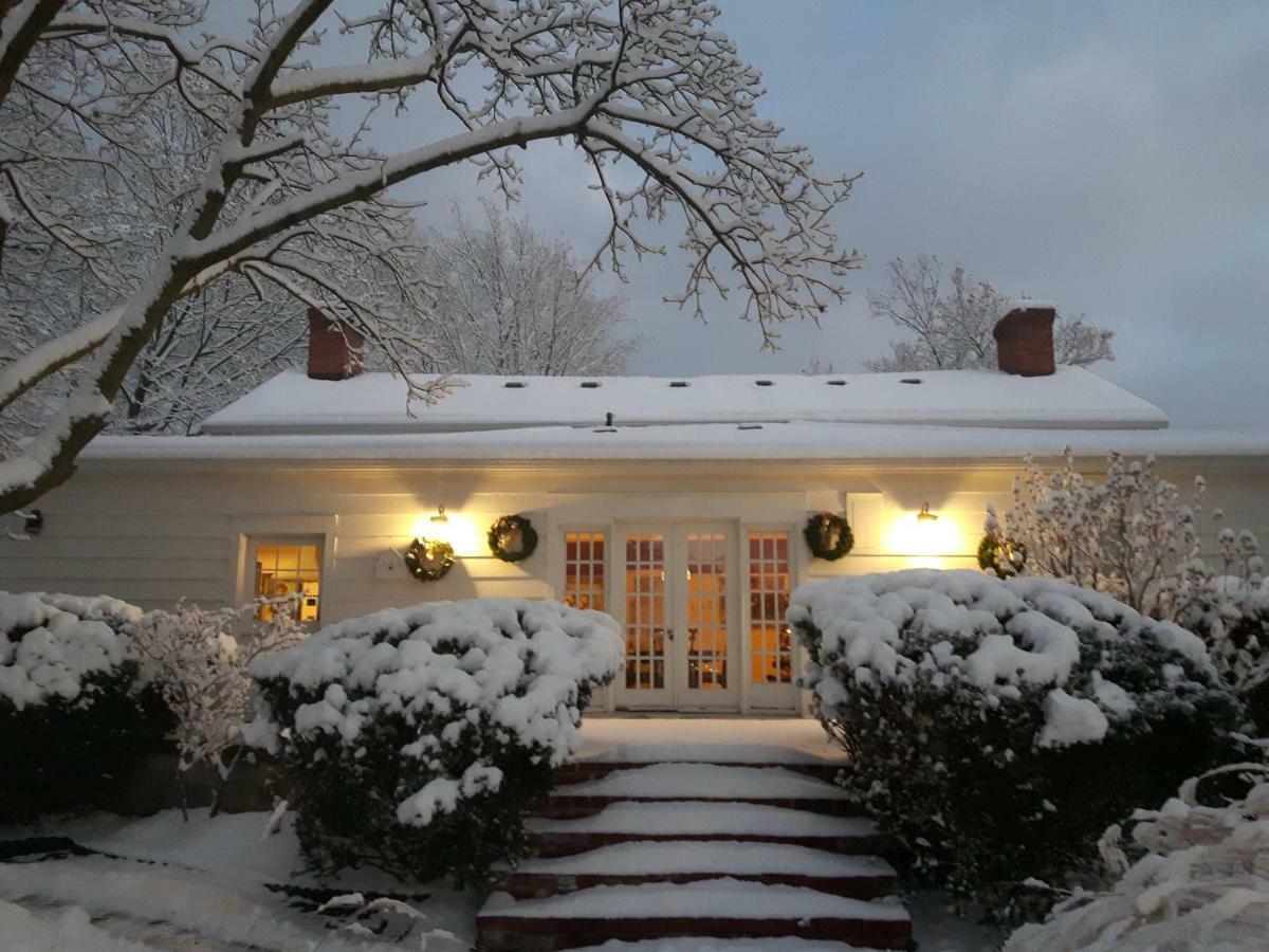 ナイアガラオンザレイク Historic Wilson-Guy House Bed & Breakfast エクステリア 写真